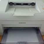 Cómo puedo solucionar problemas con el cabezal de impresora