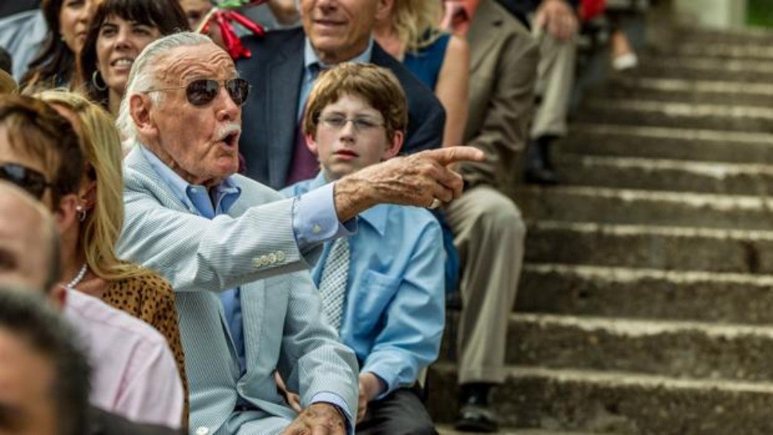 CAMEO Stan Lee: ¡Descubre sus MEJORES apariciones! 3 CAMEO Stan Lee: ¡Descubre sus MEJORES apariciones!