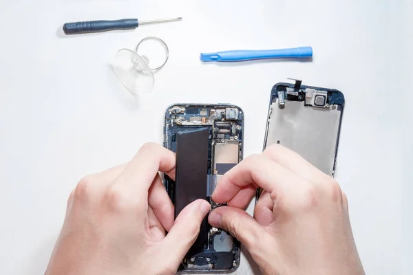 Dónde encontrar cursos para aprender a reparar celulares 22 Cursos de reparación de celulares para mejorar habilidades técnicas