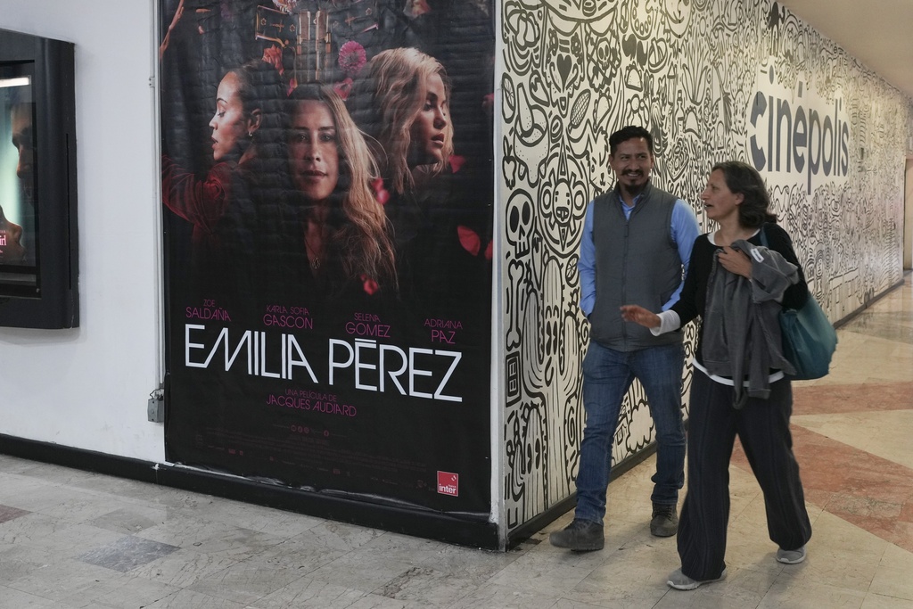 Divina Comida México: REPARTO, ARTE y FECHA SORPRENDENTE