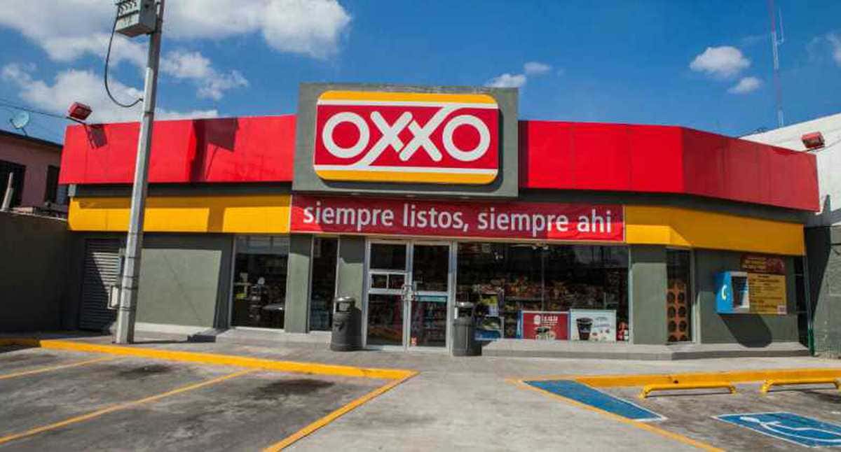 Horario límite para pagar servicio de izzi en OXXO