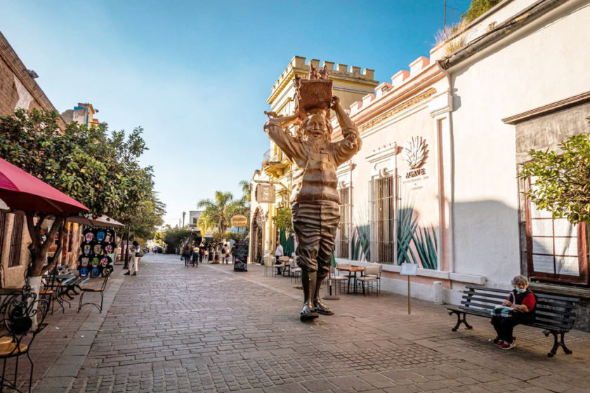 San Pedro Tlaquepaque: ¡DESCUBRE el CENTRO Oculto! 3 San Pedro Tlaquepaque: ¡DESCUBRE el CENTRO Oculto!