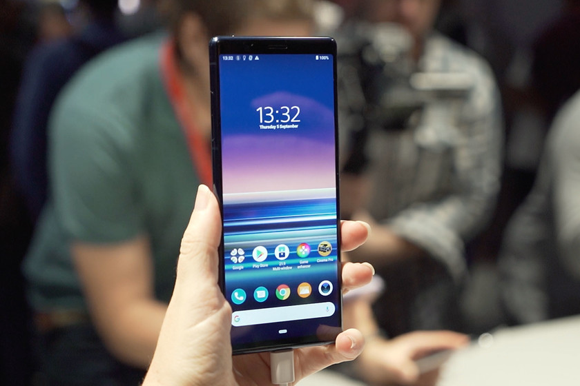 SONY XPERIA XZ2: El Compacto que Te Sorprenderá